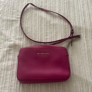 Michael Kors CrossBody GREAT CONDITION